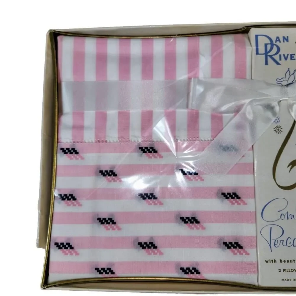 DEADSTOCK DAN RIVER COMBED PERCALE PILLOWCASES COQUETTE KAWAII